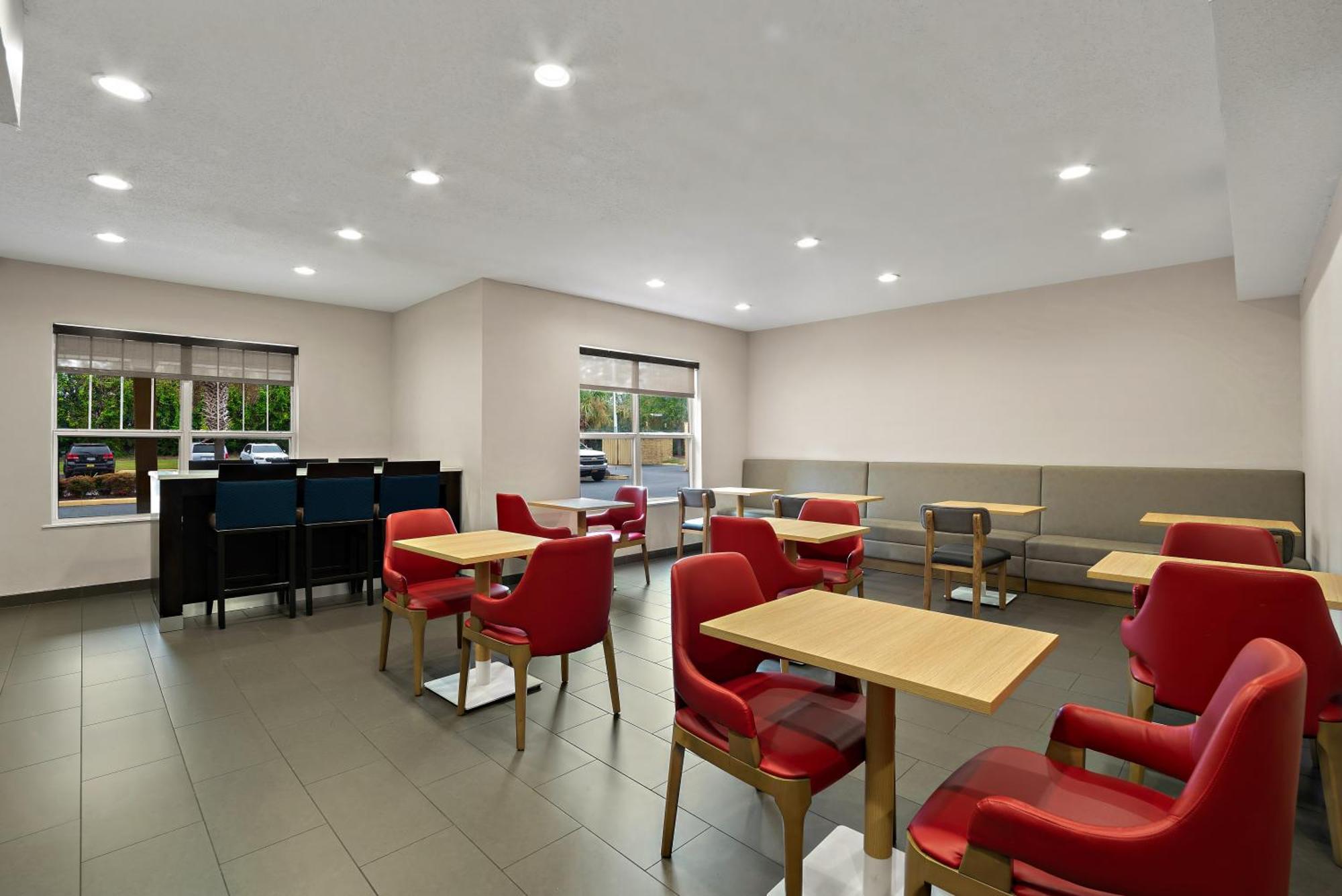 Comfort Inn & Suites Santee I-95 Luaran gambar
