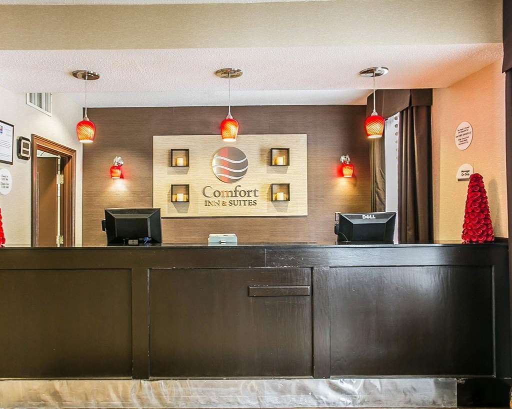 Comfort Inn & Suites Santee I-95 Dalaman gambar