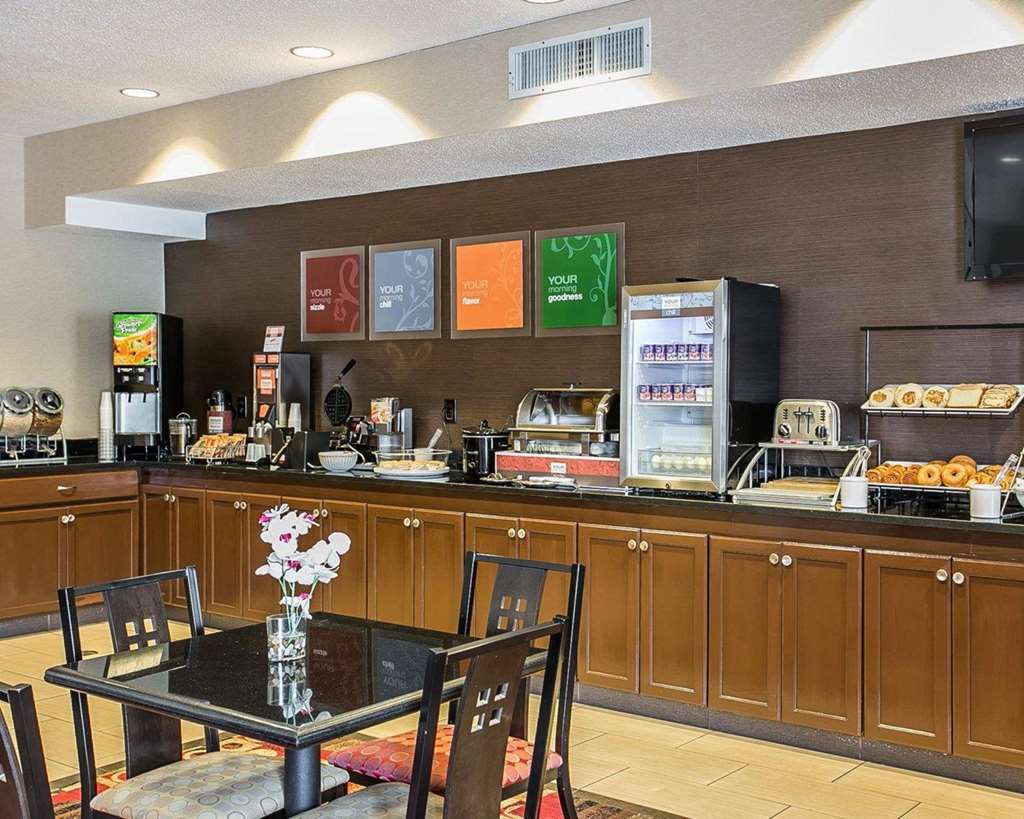 Comfort Inn & Suites Santee I-95 Restoran gambar