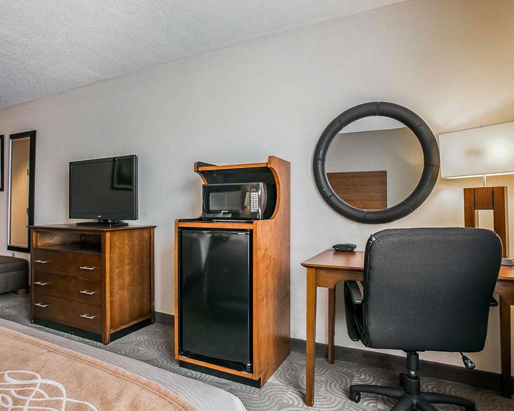 Comfort Inn & Suites Santee I-95 Bilik gambar